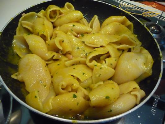 pasta con crema di patate ai calamari