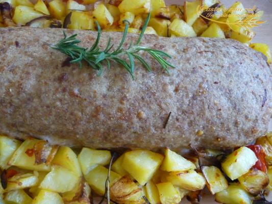 polpettone ripieno con contorno di patate al forno