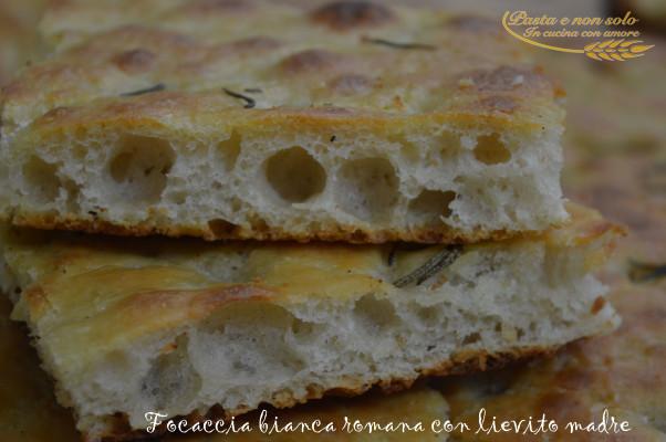 focaccia bianca romana con lievito madre1