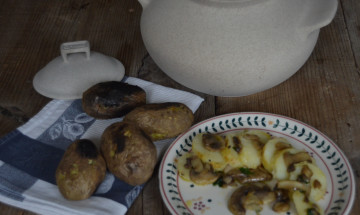 patate con funghi trifolati pentola cuocipatate